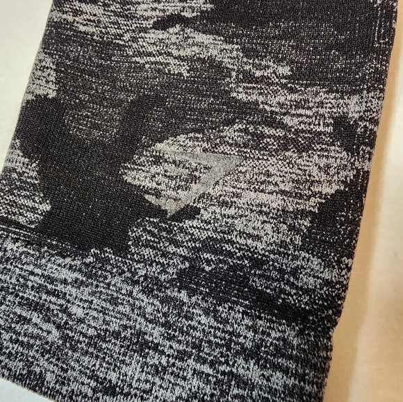 Gymshark Adapt Camo Seamless Leggings black and gray camo size xs - Picture 11 of 12